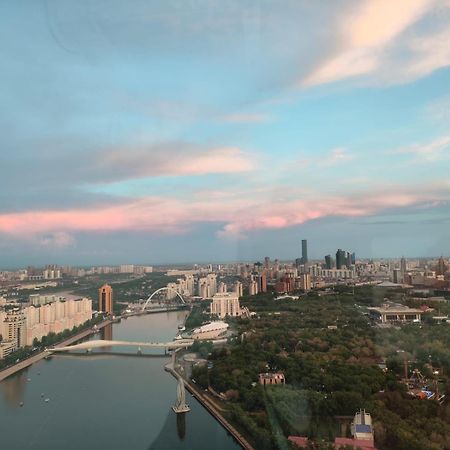 Апартаменты На Набережной С Панорамным Видом На 39 Этаже Astana Exterior photo