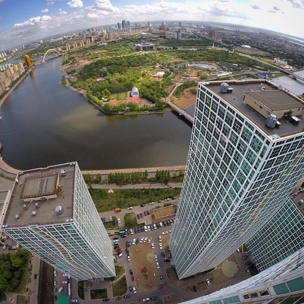 Апартаменты На Набережной С Панорамным Видом На 39 Этаже Astana Exterior photo